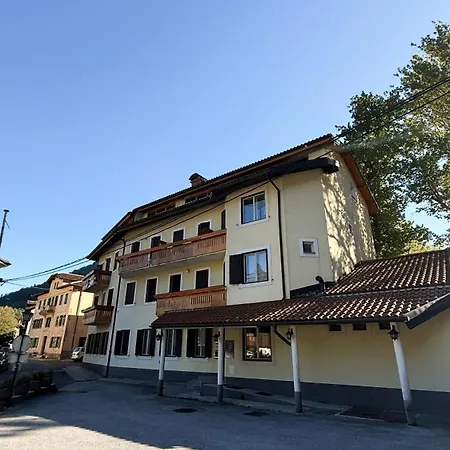 Отель Lucija